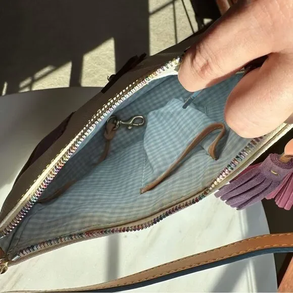 Dooney & Bourke Crescent Vintage Y2K RARE Lindsay Lohan Leather White - Picture 6 of 7